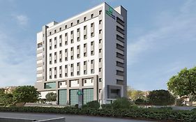 Holiday Inn Express Ahmedabad Prahlad Nagar, An Ihg Hotel